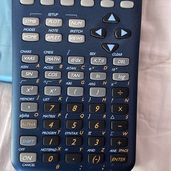 HP 39G algebraic graphing calculator - Picture 3 of 7